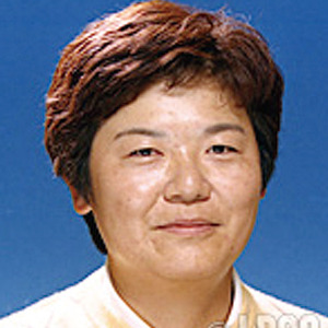 【野津一美】
(社)日本女子プロゴルフ協会会員
LPGAインストラクター
鳥取県ゴルフ協会　ジュニア指導員